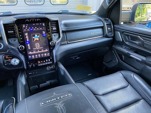 Used 2019 RAM 1500 Limited AWD/4WD image 22