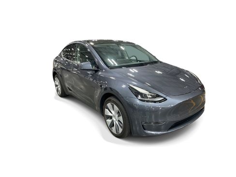 Certified 2023 Tesla Model Y Long Range AWD/4WD image 8