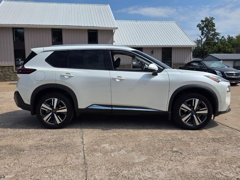 Used 2022 Nissan Rogue SL w/ SL Premium Package image 23