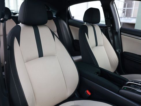 Used 2018 Honda Civic EX image 19