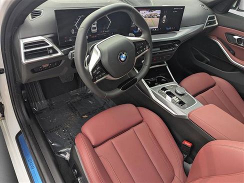 Certified 2025 BMW 330i Sedan w/ Convenience Package image 10