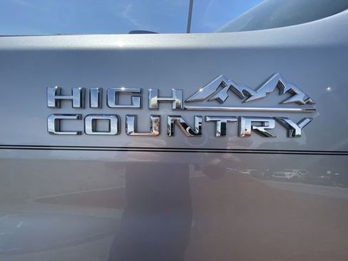 Used 2021 Chevrolet Silverado 2500 High Country w/ Z71 Off-Road Package AWD/4WD image 22