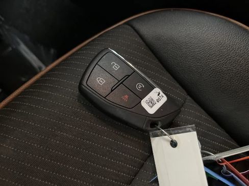 Used 2023 GMC Canyon AT4 w/ Canyon Safety Plus Package image 28