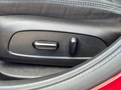 Used 2017 Chevrolet Cruze LT w/ Convenience Package image 15