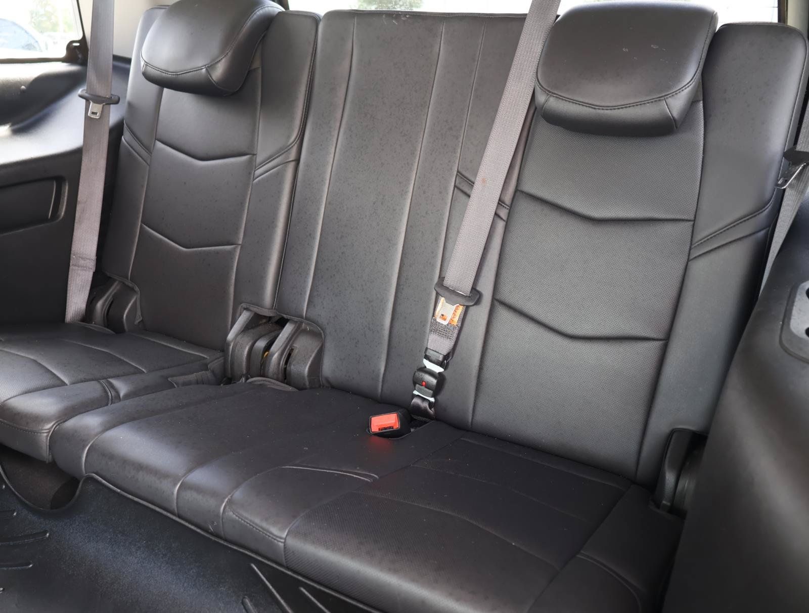Used 2017 Cadillac Escalade Luxury RWD image 22