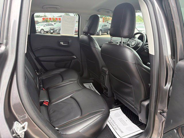 Used 2020 Jeep Compass Limited AWD/4WD image 17