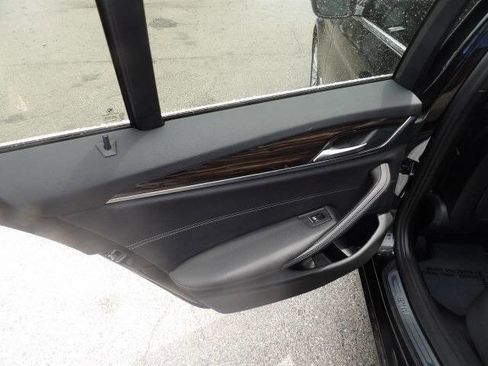 Used 2022 BMW 530i xDrive w/ Convenience Package image 33