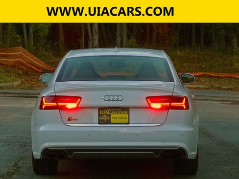 Used 2018 Audi S6 Premium Plus image 9