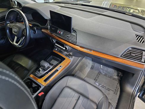 Used 2023 Audi Q5 2.0T Premium Plus w/ Premium Plus Package AWD/4WD image 11