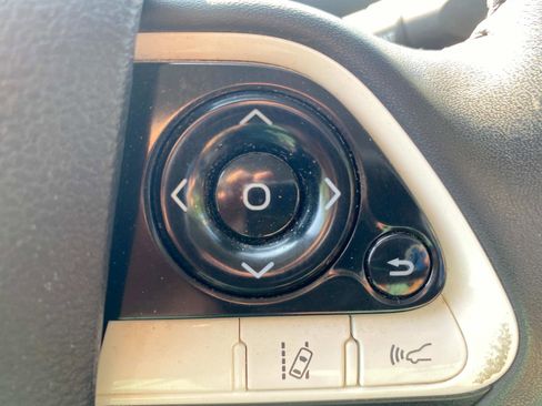 Used 2017 Toyota Prius Prime Plus image 16