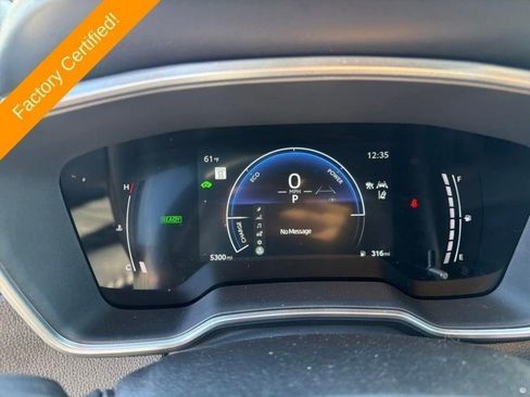 Used 2025 Toyota Corolla Cross AWD Hybrid image 13