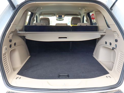 Used 2022 Jeep Grand Cherokee Laredo E w/ Security & Convenience Group image 9