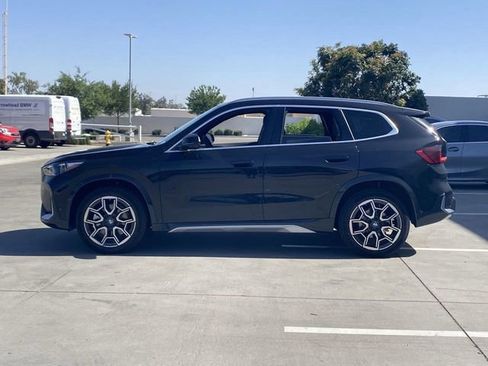 Used 2025 BMW X1 xDrive28i w/ Technology Package image 9