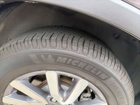 Used 2021 Honda Pilot EX-L image 9