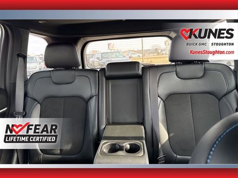 Used 2023 Jeep Grand Cherokee Trailhawk w/ Luxury Tech Group III image 38