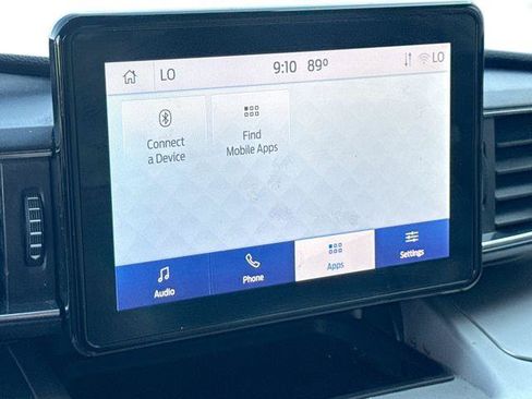 Used 2022 Ford Explorer XLT w/ Equipment Group 202A RWD image 19