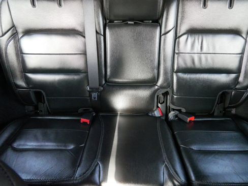 Used 2021 Jeep Wrangler Unlimited Sahara image 13