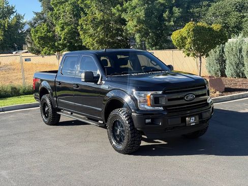 Used 2018 Ford F150 XLT w/ Equipment Group 302A Luxury AWD/4WD image 2