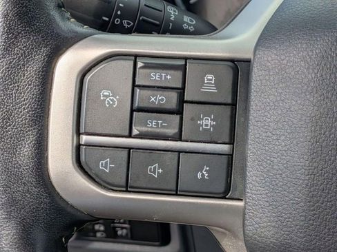Used 2023 Ford Expedition XLT AWD/4WD image 17