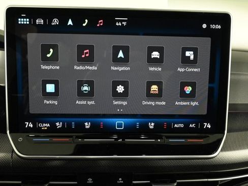 New 2026 Volkswagen Golf image 7