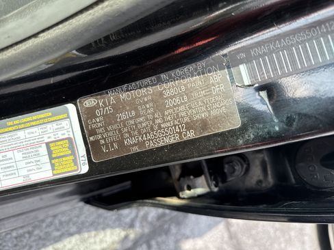 Used 2016 Kia Forte LX FWD image 25