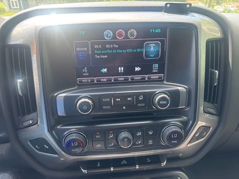 Used 2015 Chevrolet Silverado 2500 LT w/ LT Convenience Package AWD/4WD image 31