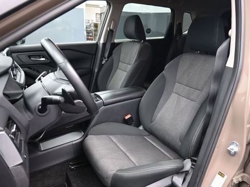 Used 2025 Nissan Rogue SV AWD/4WD image 20