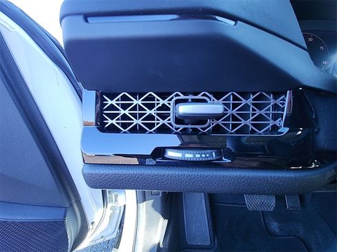 Used 2025 Honda Accord Touring image 21