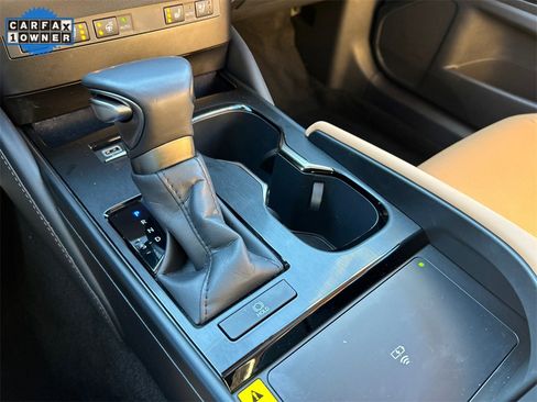 Used 2025 Lexus ES 350 w/ Premium Package image 25