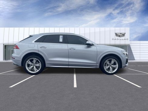 Used 2022 Audi Q8 Premium Plus image 9