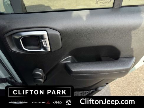 Certified 2023 Jeep Wrangler Sport image 17