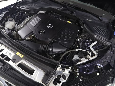 Used 2023 Mercedes-Benz GLC 300 4MATIC w/ Pinnacle Trim Package image 21