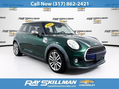 Used 2017 MINI Cooper 2-Door Hardtop image 1