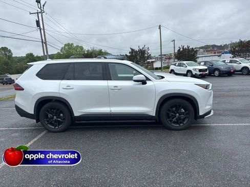 Used 2025 Toyota Grand Highlander AWD Hybrid image 3