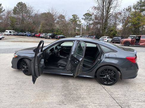 Used 2024 Honda Civic Sport image 18