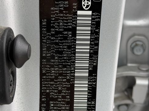 Used 2024 Toyota Corolla LE image 27