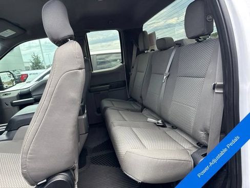Used 2015 Ford F150 XLT w/ Equipment Group 301A Mid RWD image 9