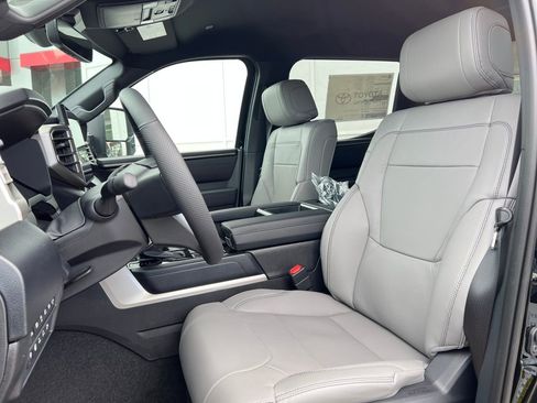New 2026 Toyota Tundra SR5 AWD/4WD image 11