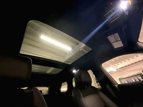 Certified 2024 Land Rover Range Rover Evoque S image 30