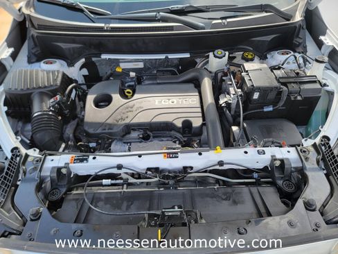 Used 2022 GMC Terrain AT4 w/ Infotainment Package II image 42