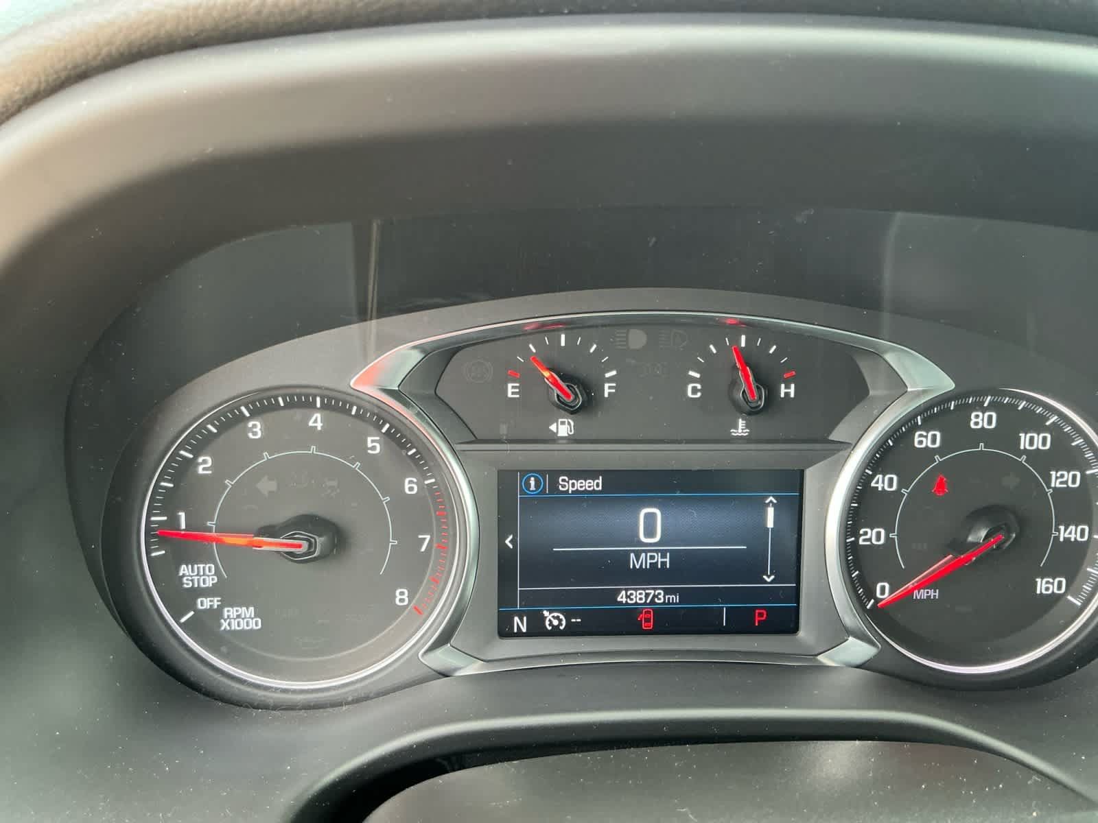 Used 2023 GMC Acadia SLE w/ Driver Convenience Package FWD image 16