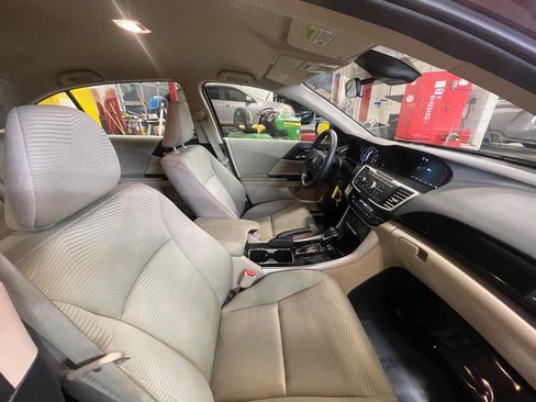 Used 2016 Honda Accord LX image 5