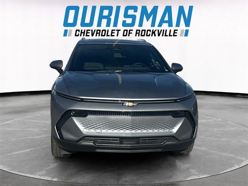 New 2026 Chevrolet Equinox EV LT image 8