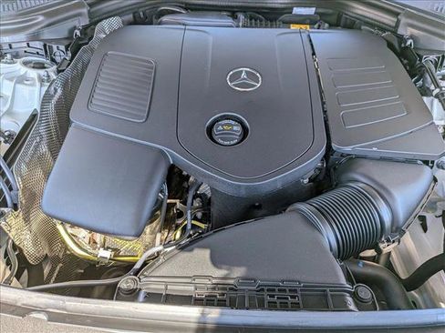 Used 2026 Mercedes-Benz GLC 300 image 16