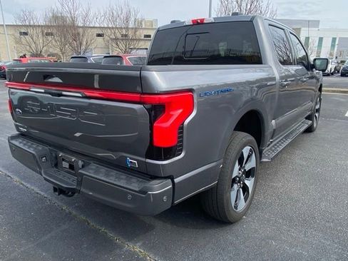 Used 2023 Ford F150 Lightning Platinum image 4