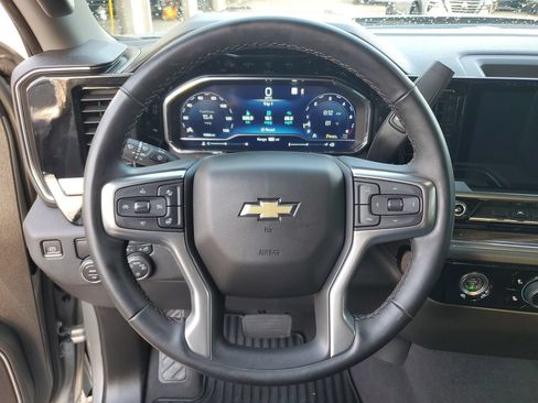 Used 2023 Chevrolet Silverado 1500 LT RWD image 21