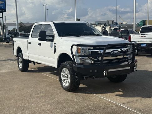 Used 2022 Ford F250 XLT image 5
