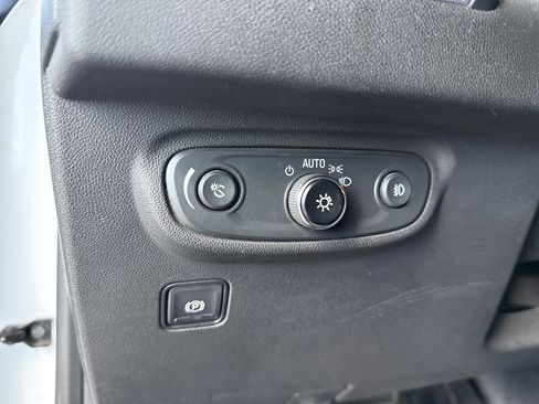 Used 2020 GMC Terrain SLT w/ Preferred Package image 27