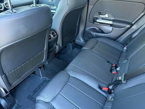Certified 2023 Mercedes-Benz GLA 250 4MATIC image 15