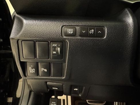 Used 2017 Lexus RC 200t F Sport image 10